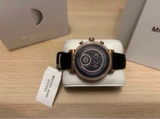 Reloj Michael Kors Access Dorado y Negro
