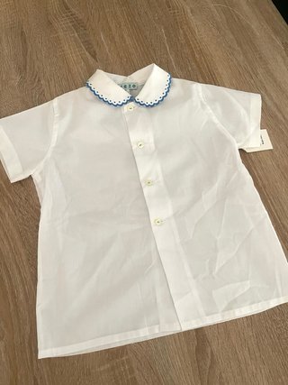 Conjunto camisa blanca y pantalón azul 3 años