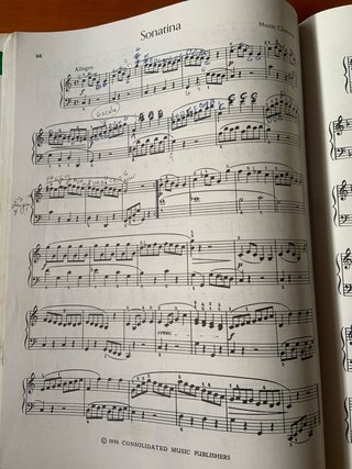 Partituras Piano: Easy Classics to Moderns
