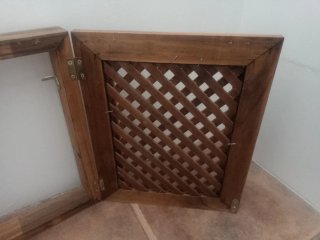 Cubre cuadro electricidad madera