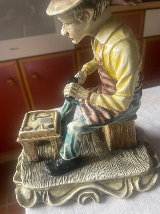 Zapatero remendón figura decorativa