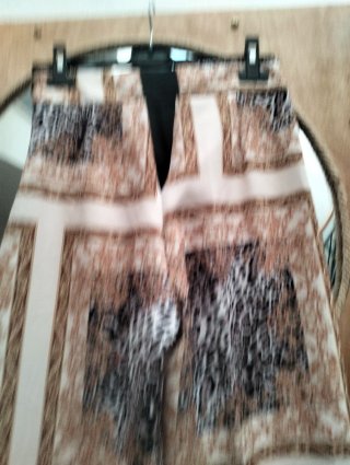 Pantaloni larghi fantasia oro e beige