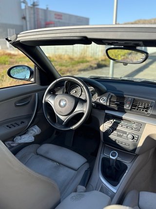 BMW E88 2008