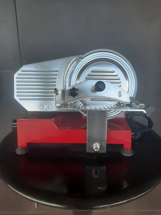 CORTA FIAMBRE 250F / NUEVA