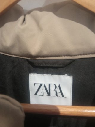 Chaleco acolchado Zara beige
