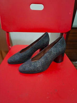 Zapatos de vestir Hispanitas grises/plateados