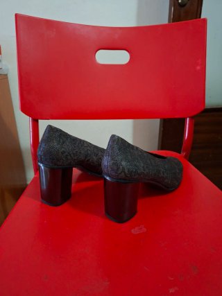 Zapatos de vestir Hispanitas grises/plateados