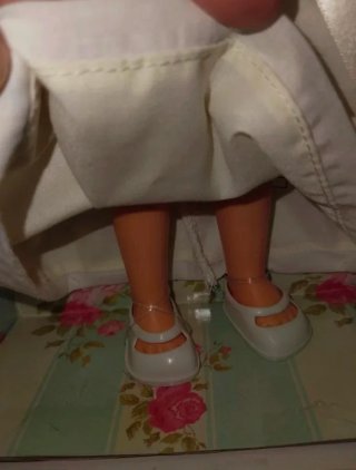 Muñeca Lesly Comunión, vestido de Lesly y chaqueta