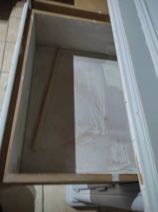 Credenza con ante e cassetti