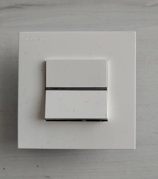 Interruptores y enchufes Niessen blanco
