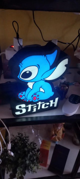 Lámpara LED Stitch