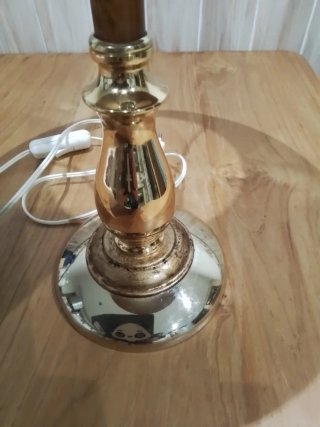 Lámpara de mesa vintage metal