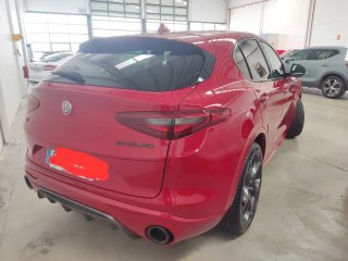 Alfa Romeo Stelvio 2021