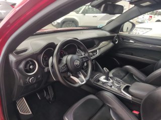 Alfa Romeo Stelvio 2021