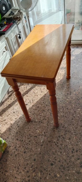 Mesa de cocina extensible de madera
