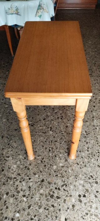Mesa de cocina extensible de madera