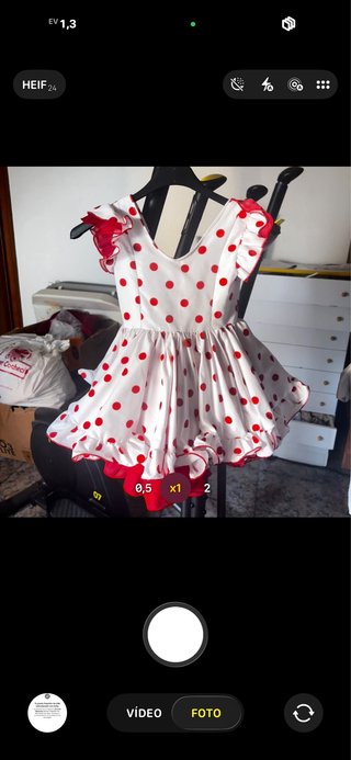 Traje de flamenca niña. Talla 6 años.