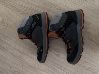 Botas de montaña Quechua impermeables muy cómodas