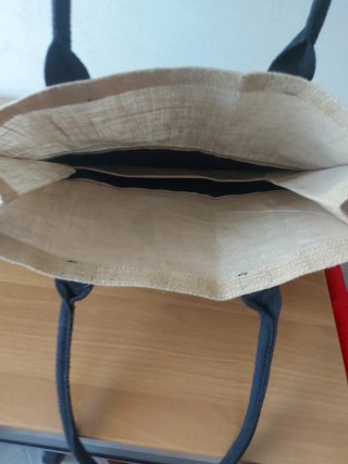 Borsa e pochette paglia beige e nere
