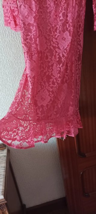 Vestido rosa encaje
