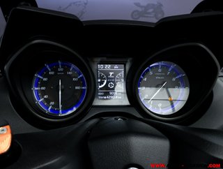 YAMAHA T-MAX 560 -APTA A2-