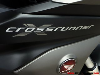 HONDA CROSSRUNNER VFR 800 X
