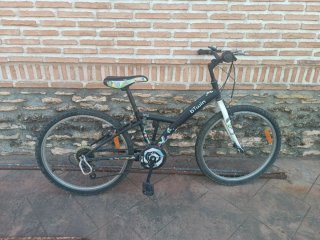 Bicicleta Btwin Negra