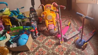 Lote de juguetes y artículos infantiles