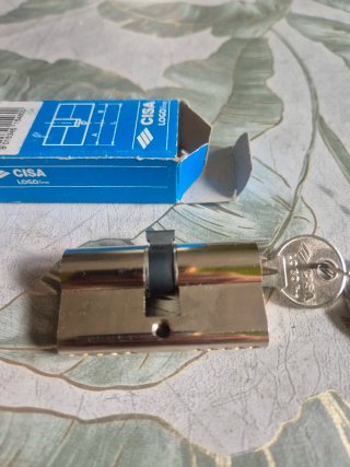 Bombín CISA Logo Line 30x30mm Leva Corta Nuevo