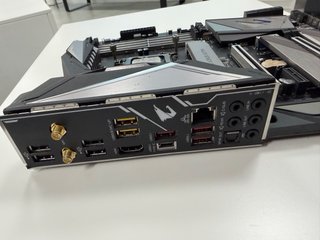 Placa Base Gigabyte Z390 AORUS ULTRA