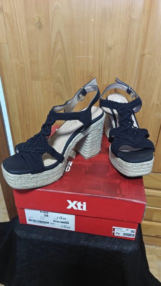 Sandalias Xti Crochet Tacon Plataforma Talla 38