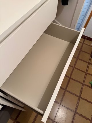 Cómoda Malm Ikea 4 cajones blanca