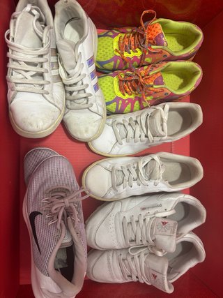 Lote 5 pares zapatillas deportivas Adidas, Nike, R