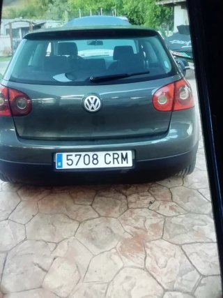 Volkswagen Golf 2004