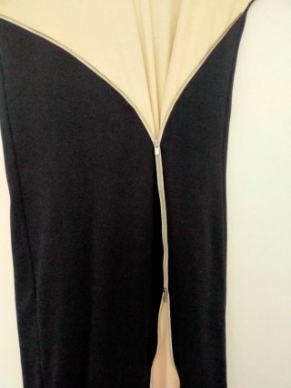 Vestido SKFK algodón, negro y beige, sin estrenar