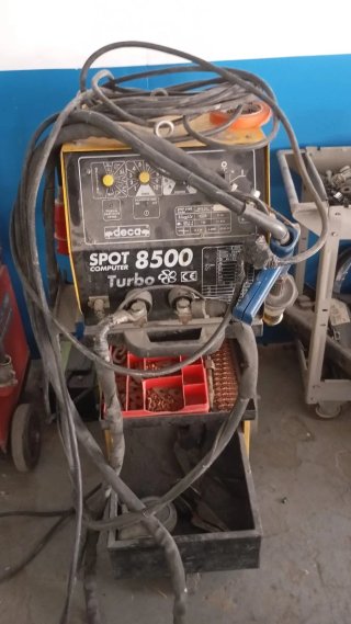Máquina Saca Bollos Deca Spot 8500 Turbo