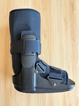 Bota Walker Talla S Negra