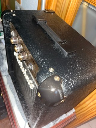 Amplificador Marshall G10 MK.II