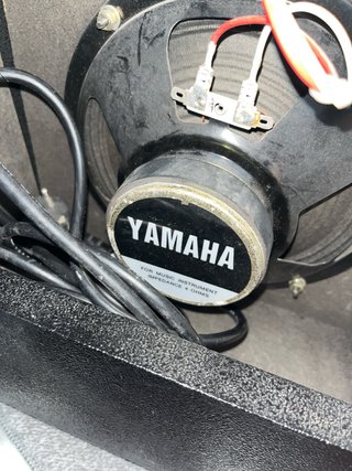 Yamaha HY 10 G III muy cuidado por ser  vintage