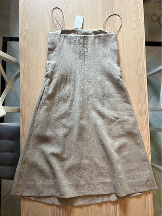 COS - 100% Linen - Minimalist Scandinavian Style