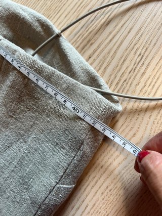 COS - 100% Linen - Minimalist Scandinavian Style