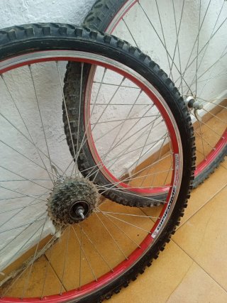 Ruedas Bici Aluminio 26x1.95