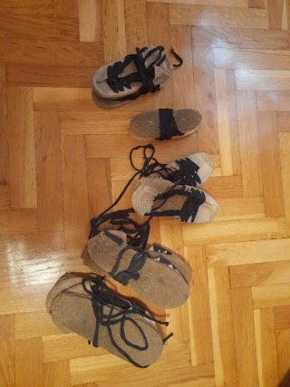 Traje Baturra Niña Negro y Rojo