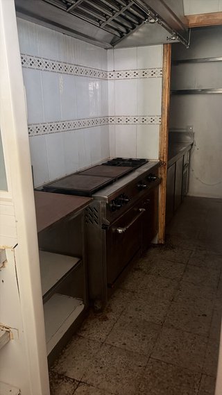 Cocina Industrial con Campana