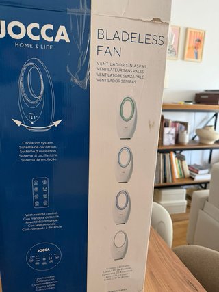 Ventilador sin aspas con sistema de oscilación.