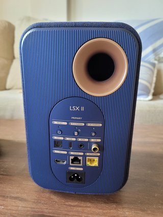 Altavoces KEF LSX II Azul y Dorado