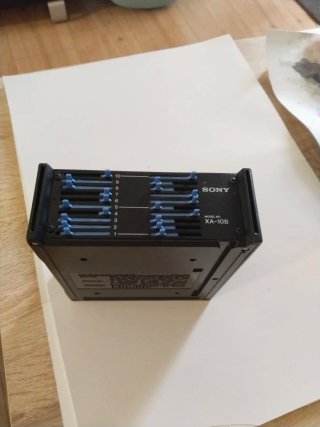Cargador Sony XA-10B para 10 CD