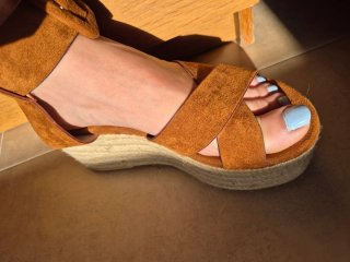 Sandalias esparto plataforma marrón
