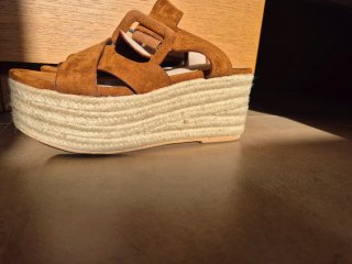 Sandalias esparto plataforma marrón