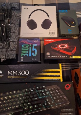 Lote Componentes PC y Periféricos